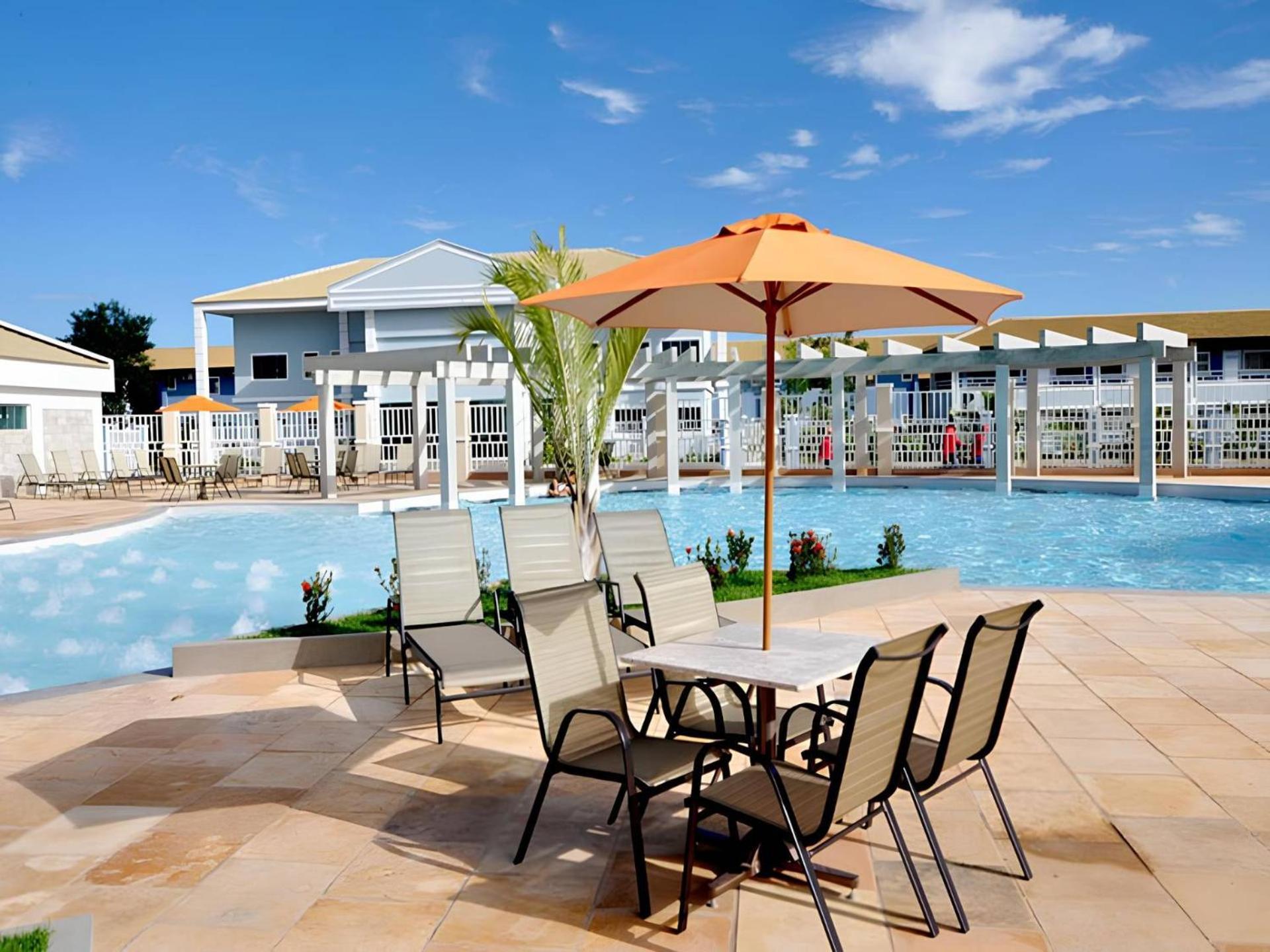 Hotel Lacqua Diroma 1 2 3 4 5